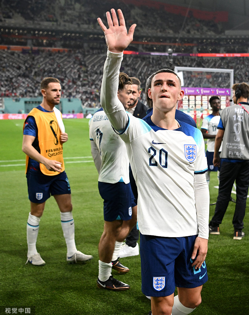 英格兰队绝杀韩国队，奥恰洛夫点燃赛场