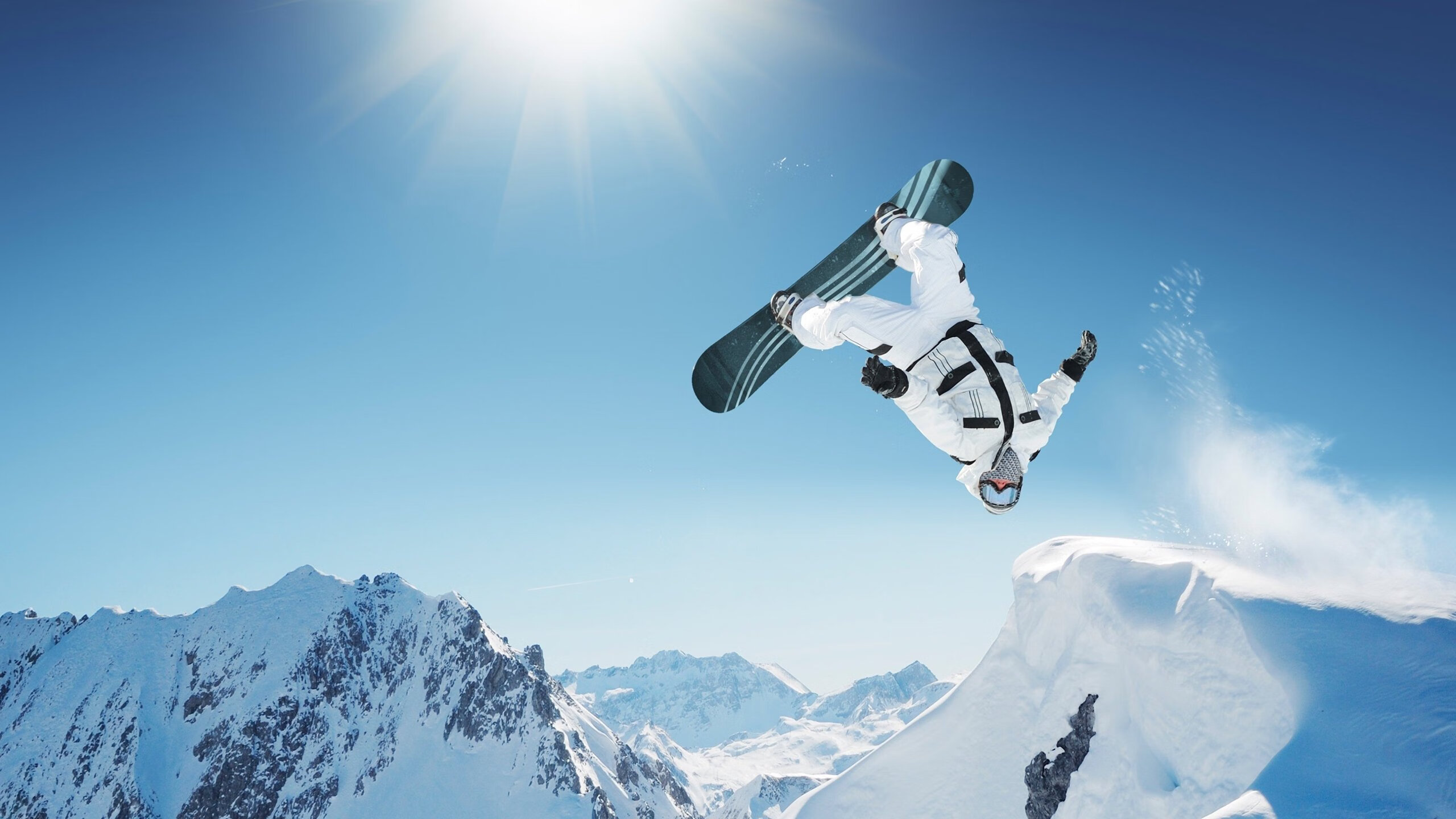 火箭连续得分压制湖人,锡安成为关键先生